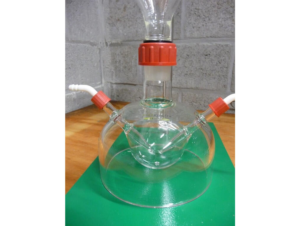 Dust cloud generator with rodaviss joint and screwed olives